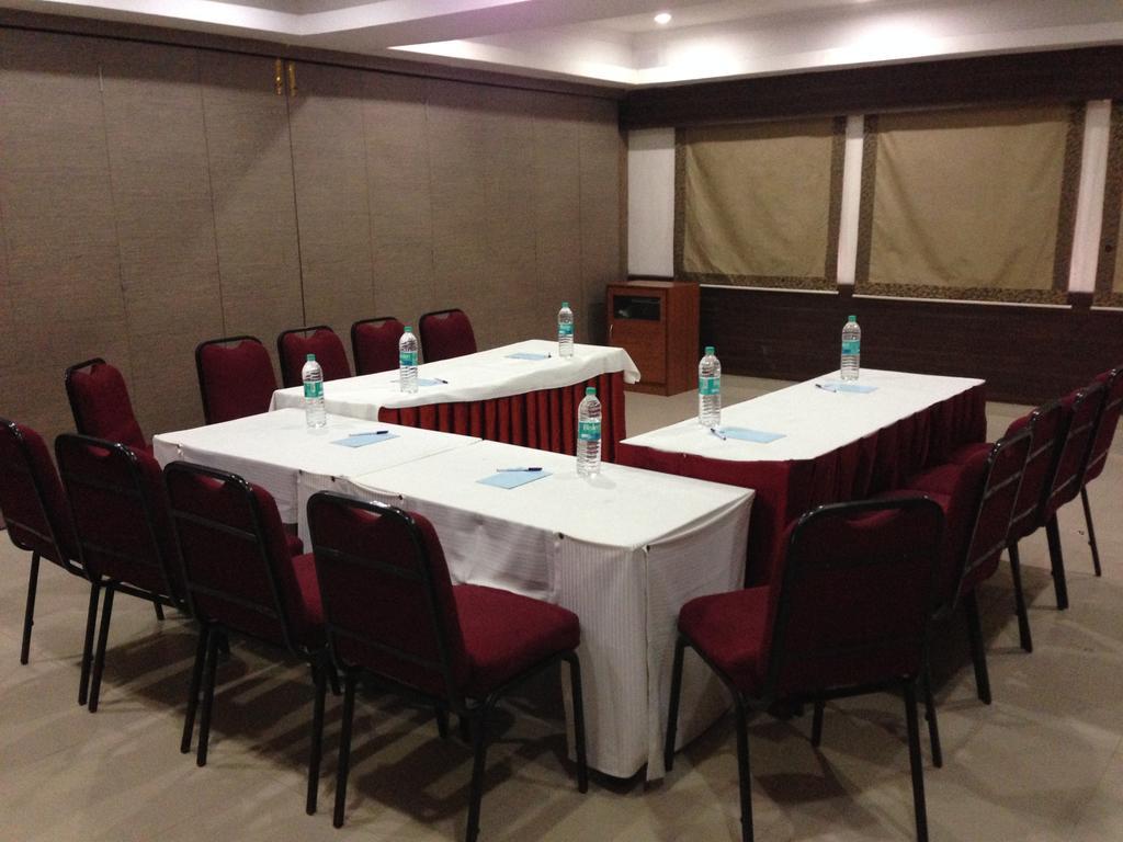 Hotel Thulashi Park Chennai Exterior foto