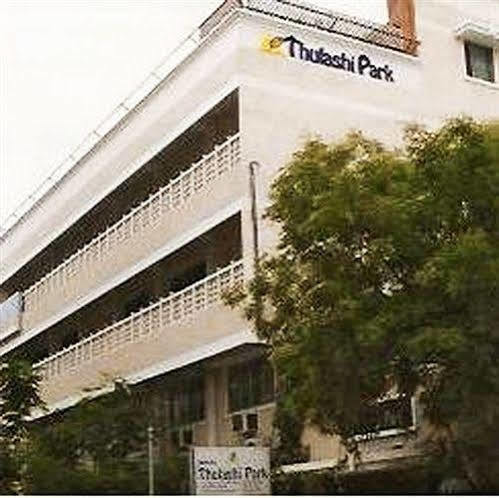 Hotel Thulashi Park Chennai Exterior foto