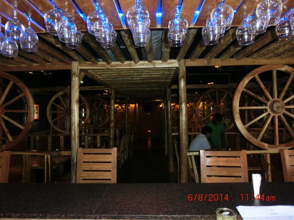Hotel Thulashi Park Chennai Exterior foto